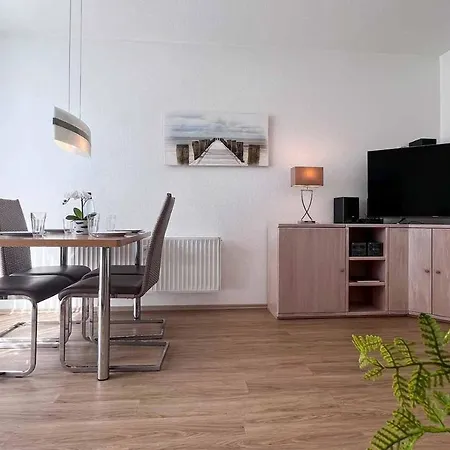 Ferienwohnung-47-mit-schwimmbad-sauna-residenz-passat-doese *